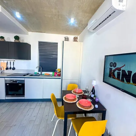 Paceville - 4a - Seaview 2br, Near & Bars *