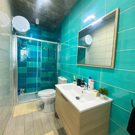 아파트 Paceville - 4a - Seaview 2br, Near & Bars *