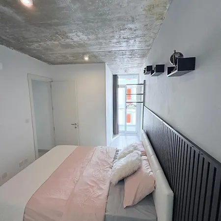 Paceville - 4a - Seaview 2br, Near & Bars *