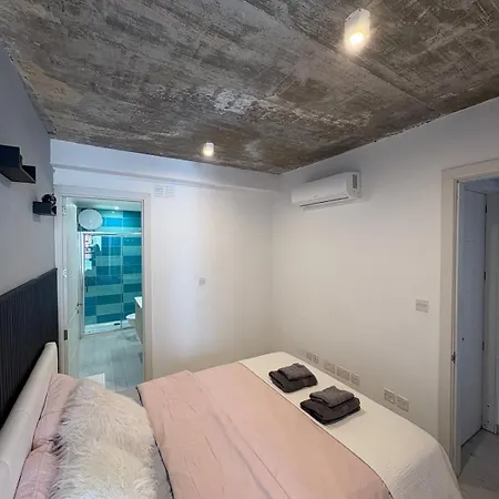 Paceville - 4a - Seaview 2br, Near Beach&bars San Ġiljan