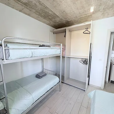 Paceville - 4a - Seaview 2br, Near & Bars Сент Джулианс